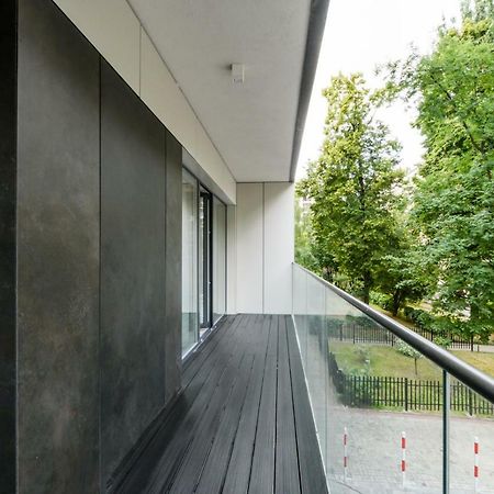 Zlota Luxury Apartments Варшава Экстерьер фото