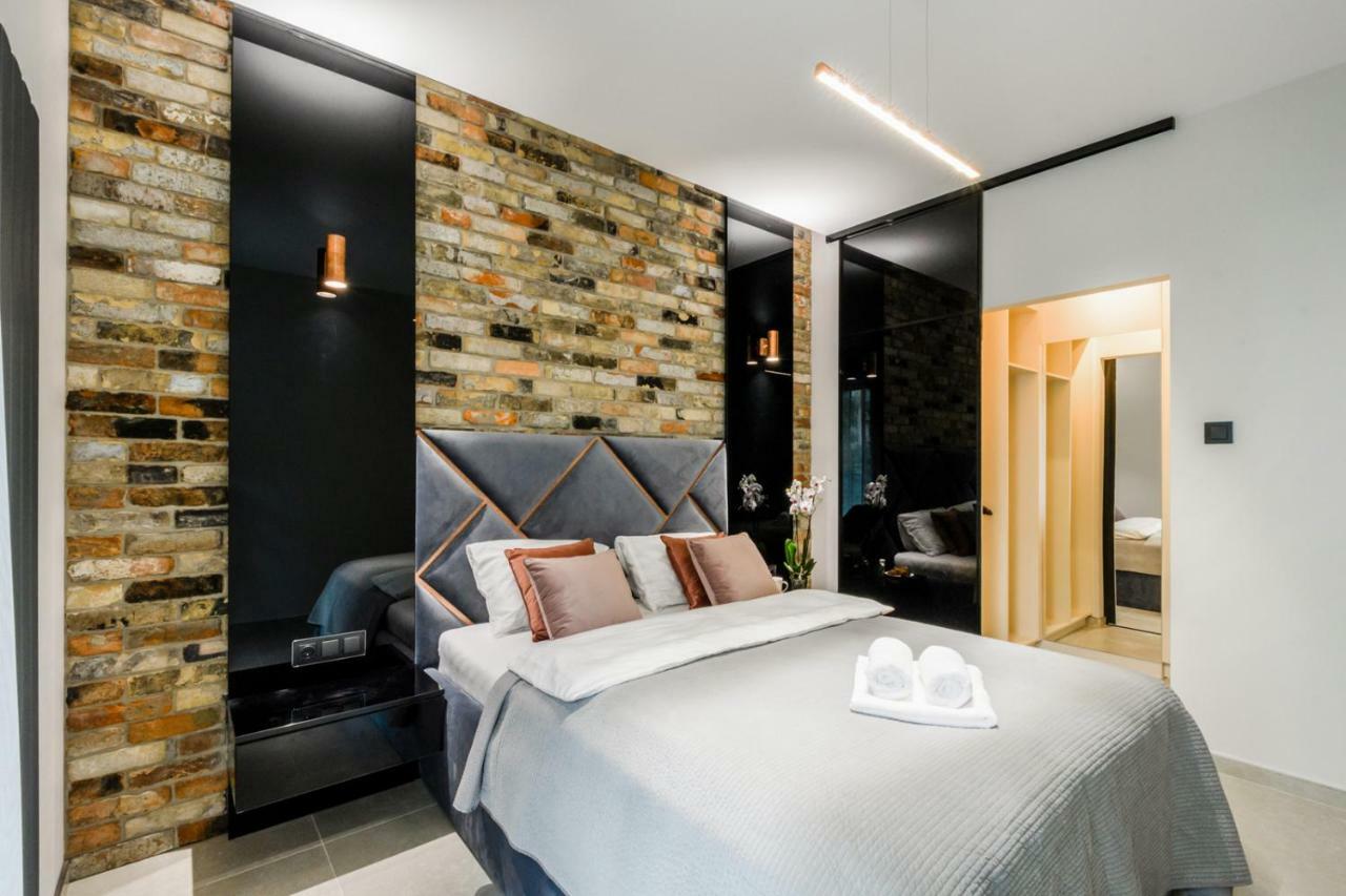 Zlota Luxury Apartments Варшава Экстерьер фото