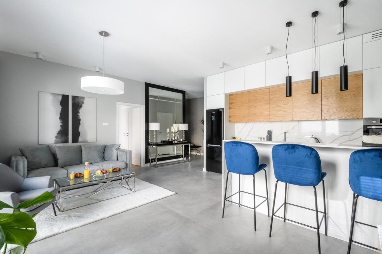 Zlota Luxury Apartments Варшава Экстерьер фото