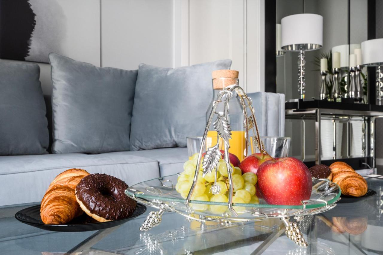 Zlota Luxury Apartments Варшава Экстерьер фото