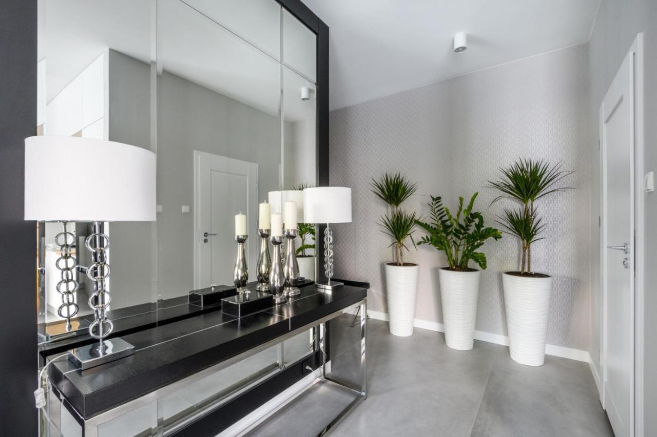 Zlota Luxury Apartments Варшава Экстерьер фото