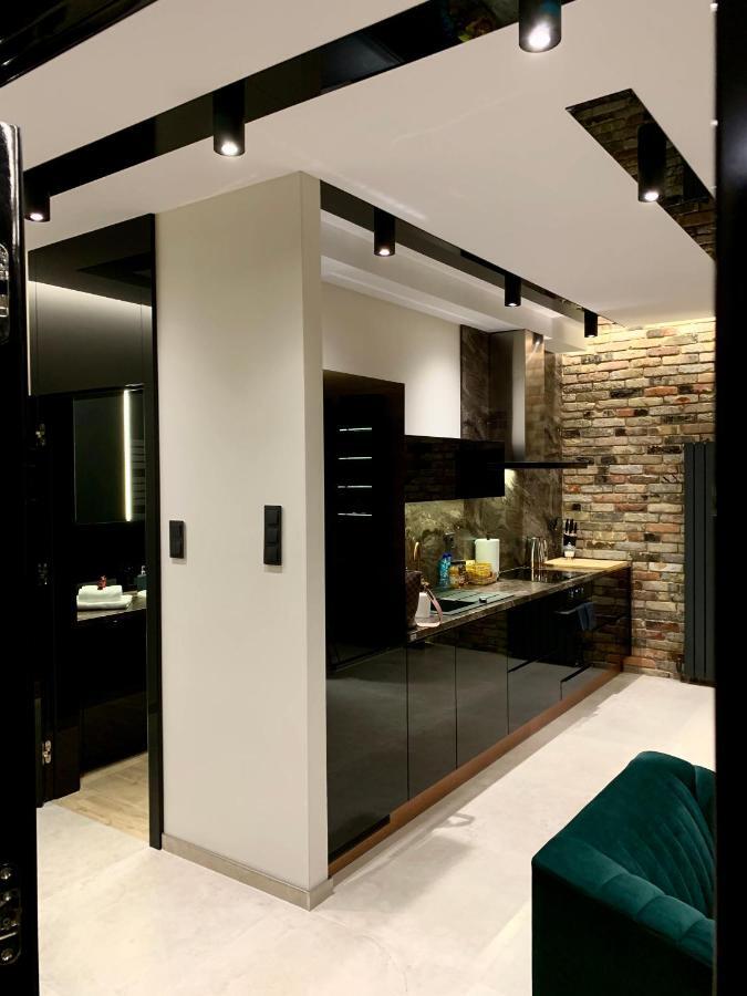 Zlota Luxury Apartments Варшава Экстерьер фото