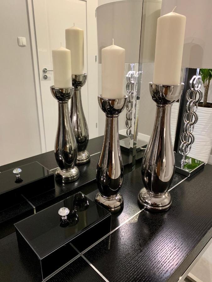 Zlota Luxury Apartments Варшава Экстерьер фото