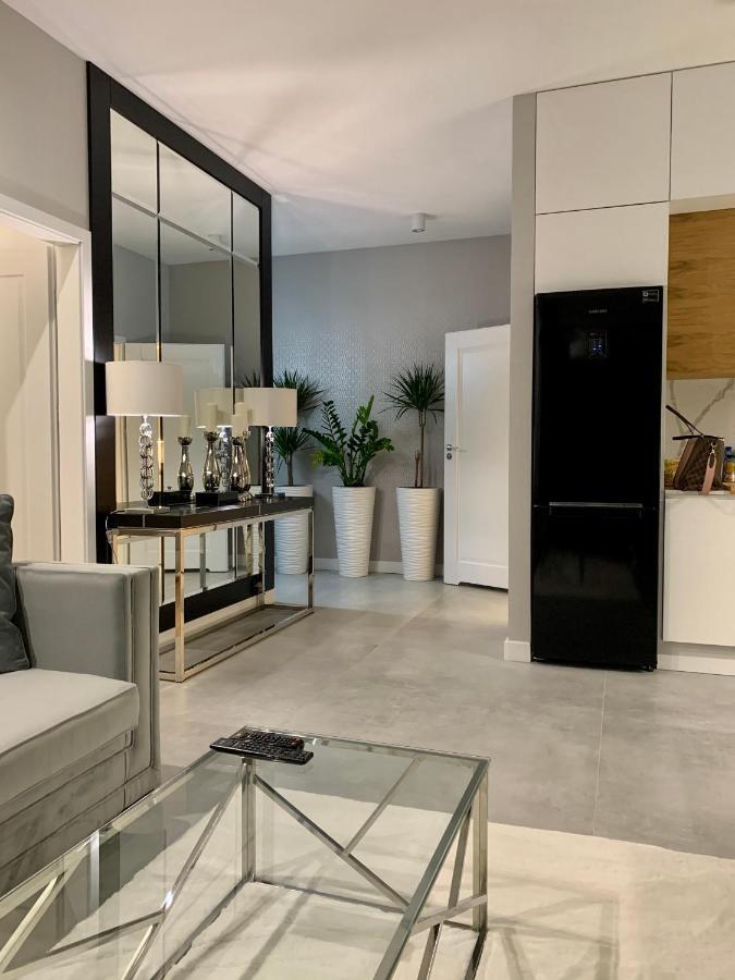 Zlota Luxury Apartments Варшава Экстерьер фото